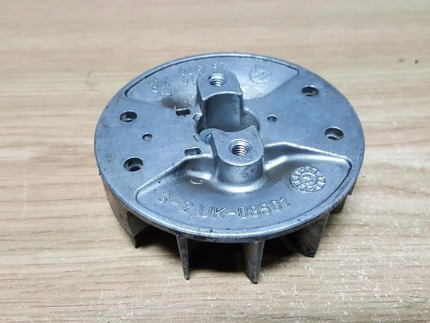 MARUYAMA HT230DR MAGNETO KOŁO MAGNESOWE MARUYAMA HT230DR MAGNETO KOŁO MAGNESOWE