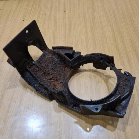 SACHS DOLMAR 108 OSŁONA OBUDOWA POKRYWA KORPUS SACHS DOLMAR 108 OSŁONA OBUDOWA POKRYWA KORPUS