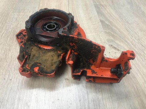 SACHS DOLMAR 112 KARTER OBUDOWA SILNIKA KORPUS SACHS DOLMAR 112 KARTER OBUDOWA SILNIKA KORPUS