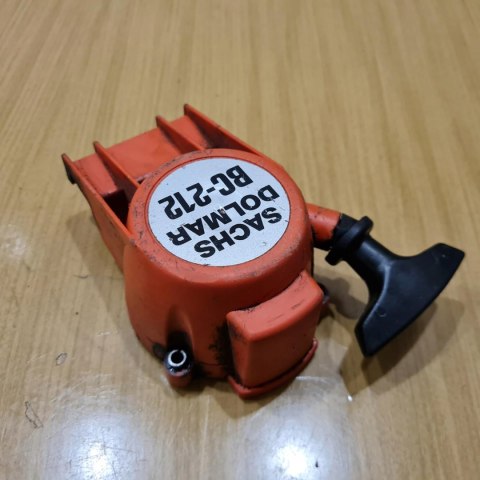 SACHS DOLMAR BC-212 SZARPAK STARTER ROZRUSZNIK OBUDOWA OSŁONA SACHS DOLMAR BC-212 SZARPAK STARTER ROZRUSZNIK OBUDOWA OSŁONA