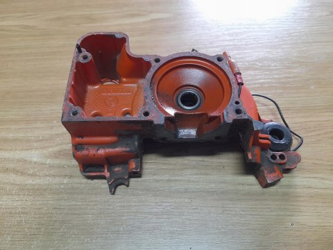 SACHS DOLMAR BC 330 KARTER OBUDOWA SILNIKA KORPUS SACHS DOLMAR BC 330 KARTER OBUDOWA SILNIKA KORPUS