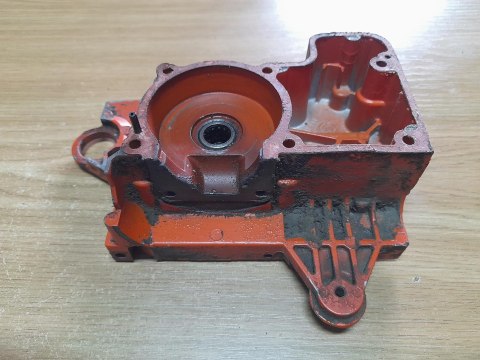SACHS DOLMAR BC 330 KARTER OBUDOWA SILNIKA KORPUS SACHS DOLMAR BC 330 KARTER OBUDOWA SILNIKA KORPUS