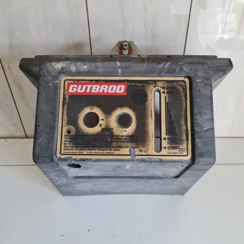 GUTBROD SPRINT 1000E BRIGGS 10HP KONSOLA OBUDOWA KIEROWNICY KOKPIT GUTBROD SPRINT 1000E BRIGGS 10HP KONSOLA OBUDOWA KIEROWNICY KOKPIT