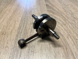 MAKITA EM2600U WAŁ KORBOWY KORBOWÓD