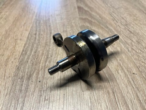 MAKITA EM2600U WAŁ KORBOWY KORBOWÓD MAKITA EM2600U WAŁ KORBOWY KORBOWÓD