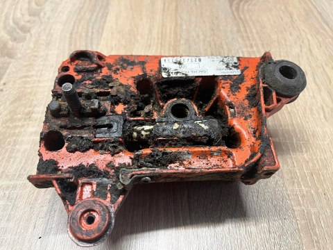 SACHS DOLMAR 100 KARTER OBUDOWA SILNIKA KORPUS SACHS DOLMAR 100 KARTER OBUDOWA SILNIKA KORPUS