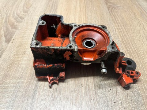 SACHS DOLMAR 100 KARTER OBUDOWA SILNIKA KORPUS SACHS DOLMAR 100 KARTER OBUDOWA SILNIKA KORPUS