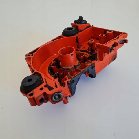 SACHS DOLMAR 100 KARTER OBUDOWA SILNIKA KORPUS SACHS DOLMAR 100 KARTER OBUDOWA SILNIKA KORPUS