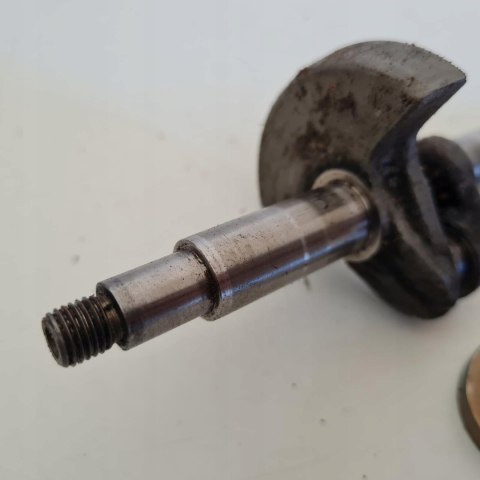 SACHS DOLMAR 100 WAŁ KORBOWY KORBOWÓD SACHS DOLMAR 100 WAŁ KORBOWY KORBOWÓD