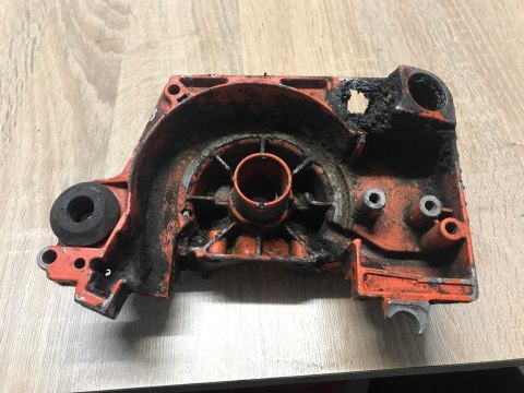 SACHS DOLMAR 102 KARTER OBUDOWA SILNIKA KORPUS SACHS DOLMAR 102 KARTER OBUDOWA SILNIKA KORPUS