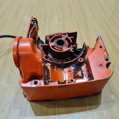SACHS DOLMAR 108 KARTER OBUDOWA SILNIKA KORPUS SACHS DOLMAR 108 KARTER OBUDOWA SILNIKA KORPUS