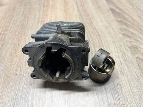 GRIZZLY MTR 28 CYLINDER TŁOK ORYGINAŁ KOMPLET GRIZZLY MTR 28 CYLINDER TŁOK ORYGINAŁ KOMPLET