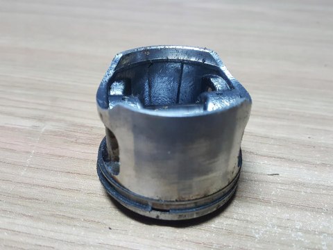 TOP CRAFT TPCS-501 CYLINDER TŁOK ORYGINAŁ KOMPLET TOP CRAFT TPCS-501 CYLINDER TŁOK ORYGINAŁ KOMPLET