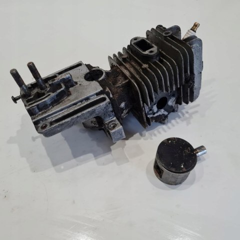 GRIZZLY BKS 38-14 KARTER KORPUS CYLINDER TŁOK KPL GRIZZLY BKS 38-14 KARTER KORPUS CYLINDER TŁOK KPL
