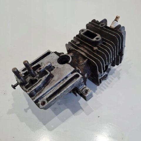 GRIZZLY BKS 38-14 KARTER KORPUS CYLINDER TŁOK KPL GRIZZLY BKS 38-14 KARTER KORPUS CYLINDER TŁOK KPL