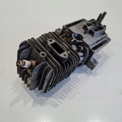 GRIZZLY BKS 38-14 KARTER KORPUS CYLINDER TŁOK KPL GRIZZLY BKS 38-14 KARTER KORPUS CYLINDER TŁOK KPL