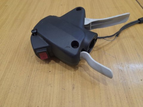 RYOBI RLT26C RĄCZKA GAZU MANETKA DŹWIGNIA LINKA RYOBI RLT26C RĄCZKA GAZU MANETKA DŹWIGNIA LINKA