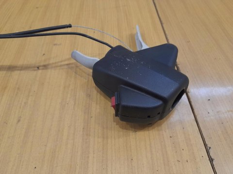 RYOBI RLT26C RĄCZKA GAZU MANETKA DŹWIGNIA LINKA RYOBI RLT26C RĄCZKA GAZU MANETKA DŹWIGNIA LINKA
