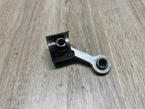 RYOBI RLT30CESA CYLINDER TŁOK KOMPLET RYOBI RLT30CESA CYLINDER TŁOK KOMPLET