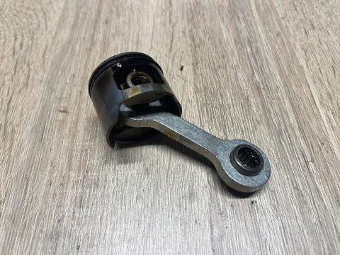 RYOBI RLT30CESA CYLINDER TŁOK KOMPLET RYOBI RLT30CESA CYLINDER TŁOK KOMPLET