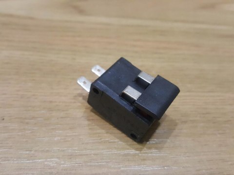 TITAN TTB355CHN WŁĄCZNIK PRZYCISK TITAN TTB355CHN WŁĄCZNIK PRZYCISK