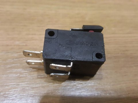 TITAN TTB355CHN WŁĄCZNIK PRZYCISK TITAN TTB355CHN WŁĄCZNIK PRZYCISK