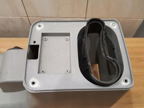TITAN TTB683SHR OBUDOWA POKRYWA KORPUS TITAN TTB683SHR OBUDOWA POKRYWA KORPUS