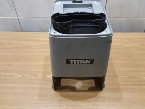 TITAN TTB683SHR OBUDOWA POKRYWA KORPUS TITAN TTB683SHR OBUDOWA POKRYWA KORPUS