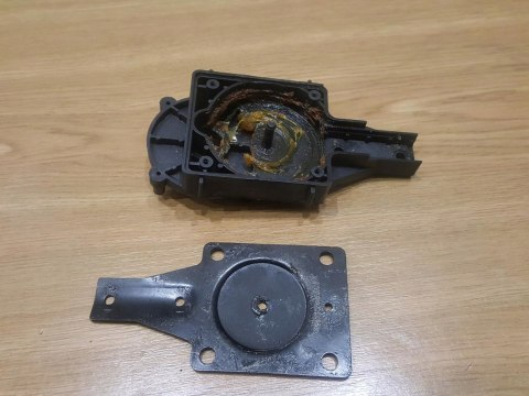 RYOBI RHT4245 NOŻYCE OBUDOWA PRZEKŁADNI POKRYWA RYOBI RHT4245 NOŻYCE OBUDOWA PRZEKŁADNI POKRYWA