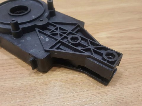 RYOBI RHT4245 NOŻYCE OBUDOWA PRZEKŁADNI POKRYWA RYOBI RHT4245 NOŻYCE OBUDOWA PRZEKŁADNI POKRYWA