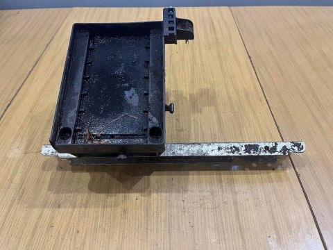 GGP NJ 98 S 12,5HP TRAKTOREK STELAŻ OBUDOWA OSŁONA GGP NJ 98 S 12,5HP TRAKTOREK STELAŻ OBUDOWA OSŁONA