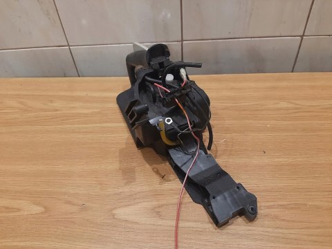 RYOBI RCS3835T RĄCZKA GAZU RĘKOJEŚĆ UCHWYT OBUDOWA RYOBI RCS3835T RĄCZKA GAZU RĘKOJEŚĆ UCHWYT OBUDOWA