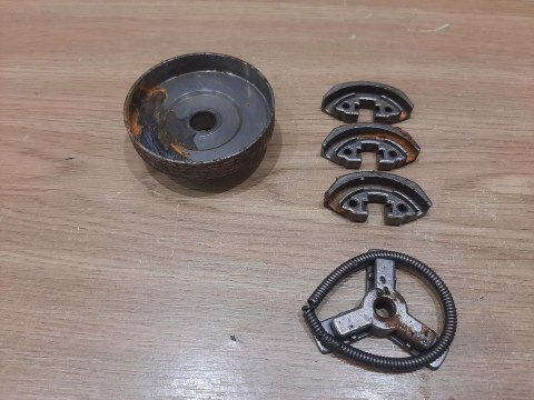 RYOBI RCS3835T SPRZĘGŁO DZWON KOSZ BĘBEN KPL RYOBI RCS3835T SPRZĘGŁO DZWON KOSZ BĘBEN KPL
