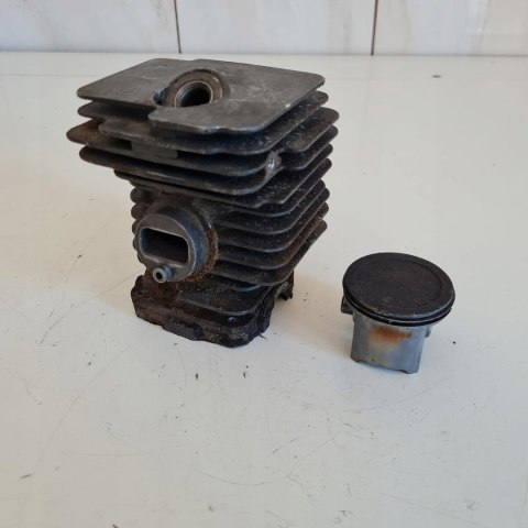 RYOBI RCS5133CB CYLINDER TŁOK ORYGINAŁ KOMPLET RYOBI RCS5133CB CYLINDER TŁOK ORYGINAŁ KOMPLET