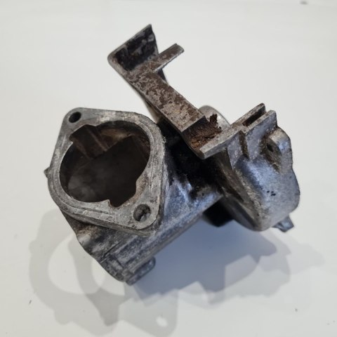 RYOBI RCT2800E KARTER OBUDOWA SILNIKA KORPUS RYOBI RCT2800E KARTER OBUDOWA SILNIKA KORPUS