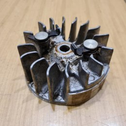 RYOBI RCT2800E MAGNETO KOŁO MAGNESOWE