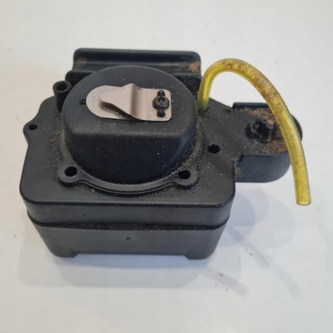 RYOBI RCT2800E OSŁONA OBUDOWA KORPUS RYOBI RCT2800E OSŁONA OBUDOWA KORPUS