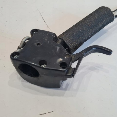 RYOBI RCT2800E RĄCZKA GAZU RĘKOJEŚĆ MANETKA UCHWYT RYOBI RCT2800E RĄCZKA GAZU RĘKOJEŚĆ MANETKA UCHWYT