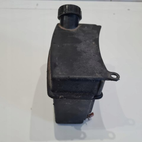 TECUMSEH TC 300 ZBIORNIK PALIWA BAK FILTR POWIETRZA TECUMSEH TC 300 ZBIORNIK PALIWA BAK FILTR POWIETRZA