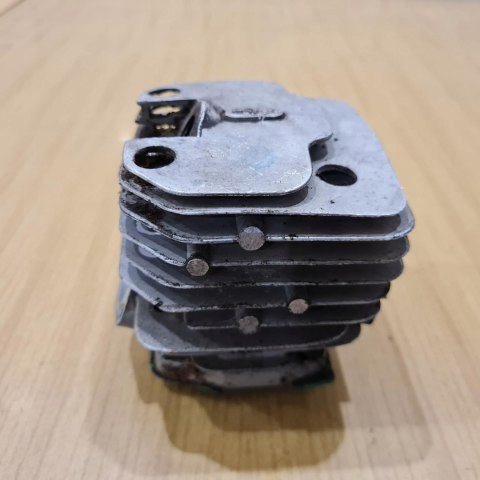 LIDER CS 4600 E CYLINDER TŁOK ORYGINAŁ KOMPLET LIDER CS 4600 E CYLINDER TŁOK ORYGINAŁ KOMPLET