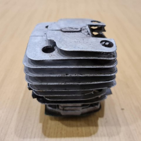 LIDER CS 4600 E CYLINDER TŁOK ORYGINAŁ KOMPLET LIDER CS 4600 E CYLINDER TŁOK ORYGINAŁ KOMPLET