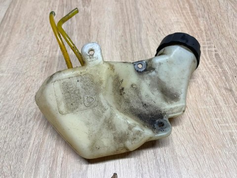RYOBI RBC430SBS ZBIORNIK PALIWA BAK RYOBI RBC430SBS ZBIORNIK PALIWA BAK