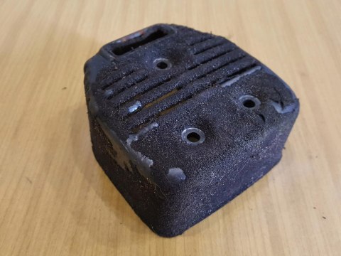 RYOBI RCBA 3100E OSŁONA OBUDOWA TERMICZNA TŁUMIKA RYOBI RCBA 3100E OSŁONA OBUDOWA TERMICZNA TŁUMIKA