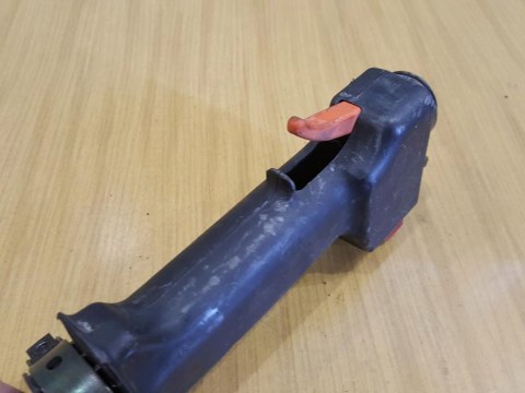 RYOBI RCBA 3100E RĄCZKA GAZU MANETKA RĘKOJEŚĆ RYOBI RCBA 3100E RĄCZKA GAZU MANETKA RĘKOJEŚĆ