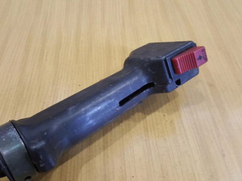 RYOBI RCBA 3100E RĄCZKA GAZU MANETKA RĘKOJEŚĆ RYOBI RCBA 3100E RĄCZKA GAZU MANETKA RĘKOJEŚĆ