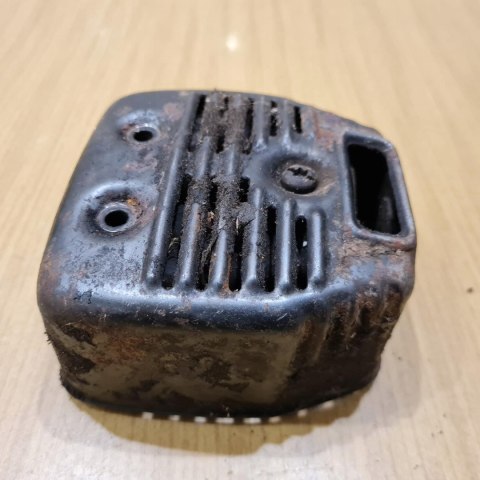 RYOBI RCBA 3100E TŁUMIK WYDECH RYOBI RCBA 3100E TŁUMIK WYDECH