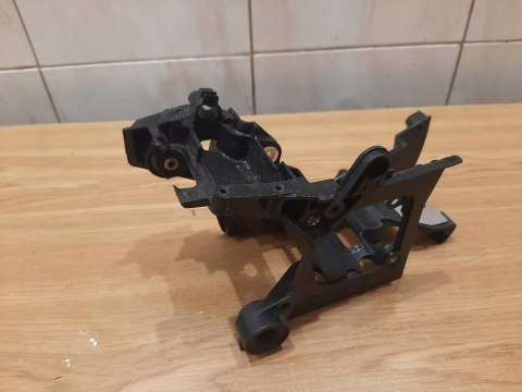 RYOBI RCS3835T OBUDOWA SILNIKA KORPUS MOCOWANIE RYOBI RCS3835T OBUDOWA SILNIKA KORPUS MOCOWANIE