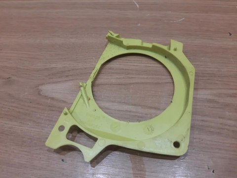 RYOBI RCS3835T OSŁONA OBUDOWA MASKOWNICA POKRYWA RYOBI RCS3835T OSŁONA OBUDOWA MASKOWNICA POKRYWA