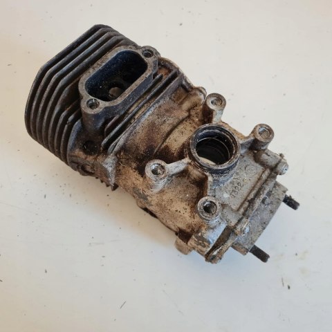 TECUMSEH H25 CYLINDER TŁOK KARTER OBUDOWA KPL TECUMSEH H25 CYLINDER TŁOK KARTER OBUDOWA KPL