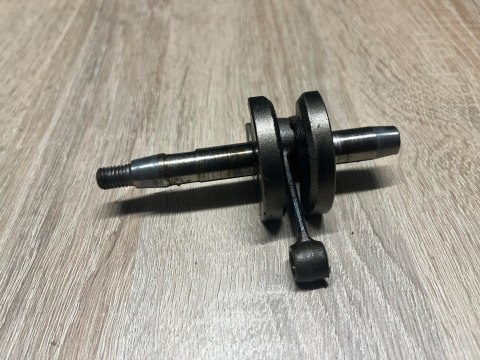 FUJI ROBIN HT01 WAŁ KORBOWY KORBOWÓD FUJI ROBIN HT01 WAŁ KORBOWY KORBOWÓD